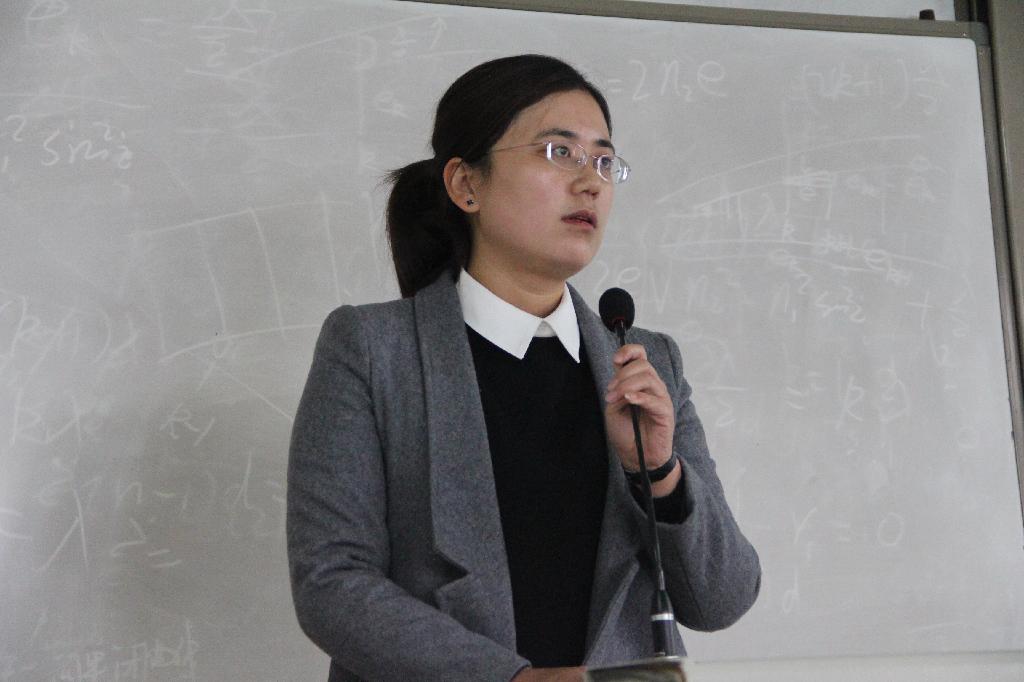 榆林市第六小学副校长马艳红老师来数学与统计学院院作报告